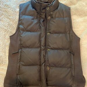 Woman’s XS gap vest